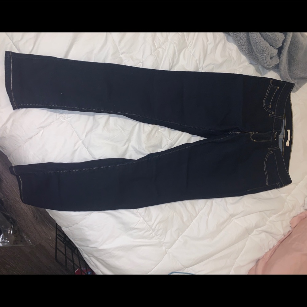 711 skinny women’s Levi’s Jeans